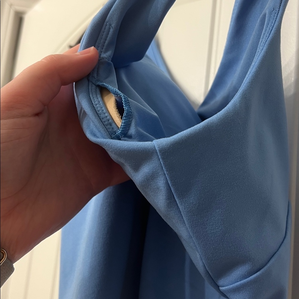 All in Motion Sky Blue Activewear Top - Picture 4 of 4